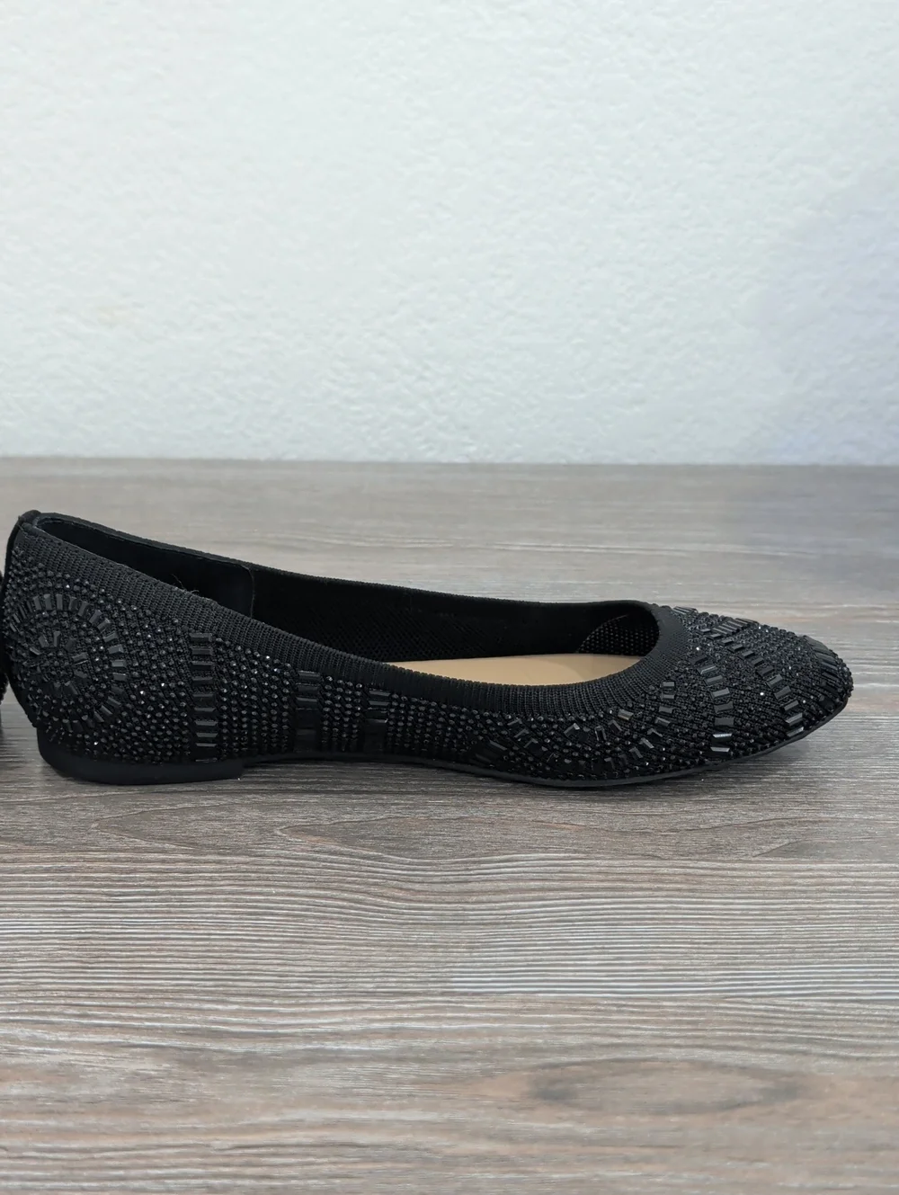 Near New Thalia Sodi KARLI Black Embellished Slip On Ballet Flats 8